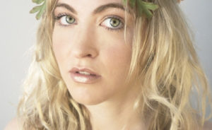 How to Apply Hippie Makeup